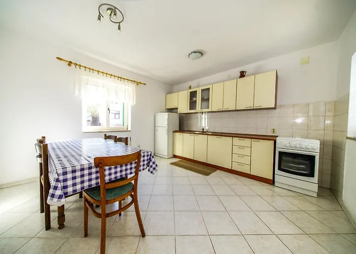 Apartament With Parking Space - Brac - 18472